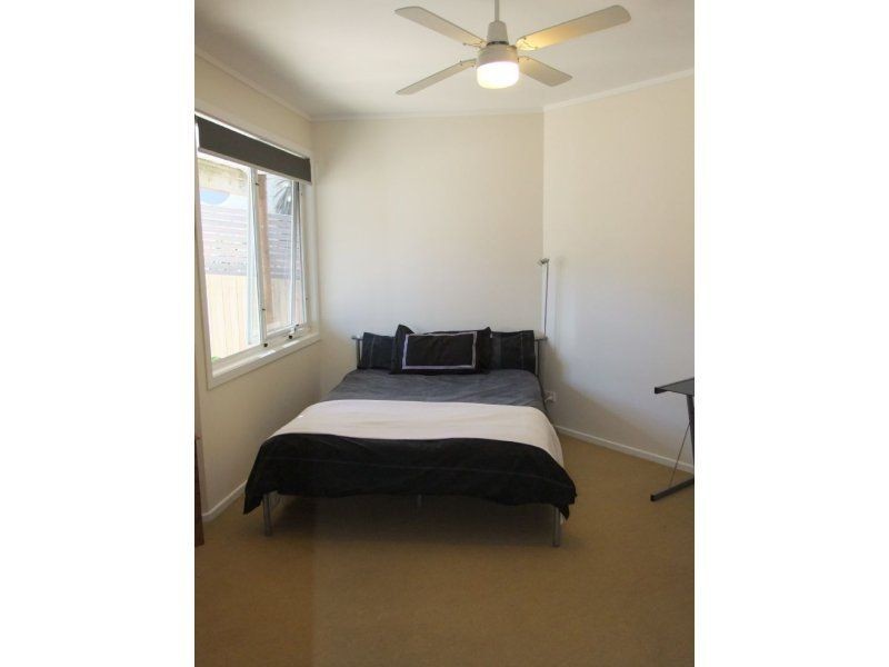 19 Hollywood Crescent, Smiths Beach VIC 3922