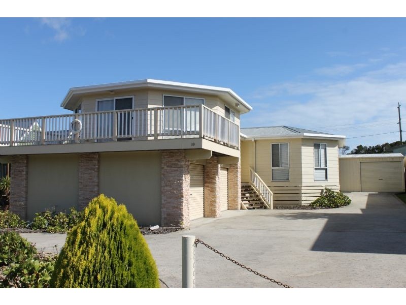 18 California Drive, Smiths Beach VIC 3922