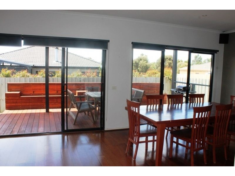 10 Meldrum Court, Cowes VIC 3922