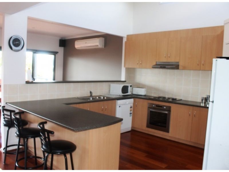 10 Meldrum Court, Cowes VIC 3922