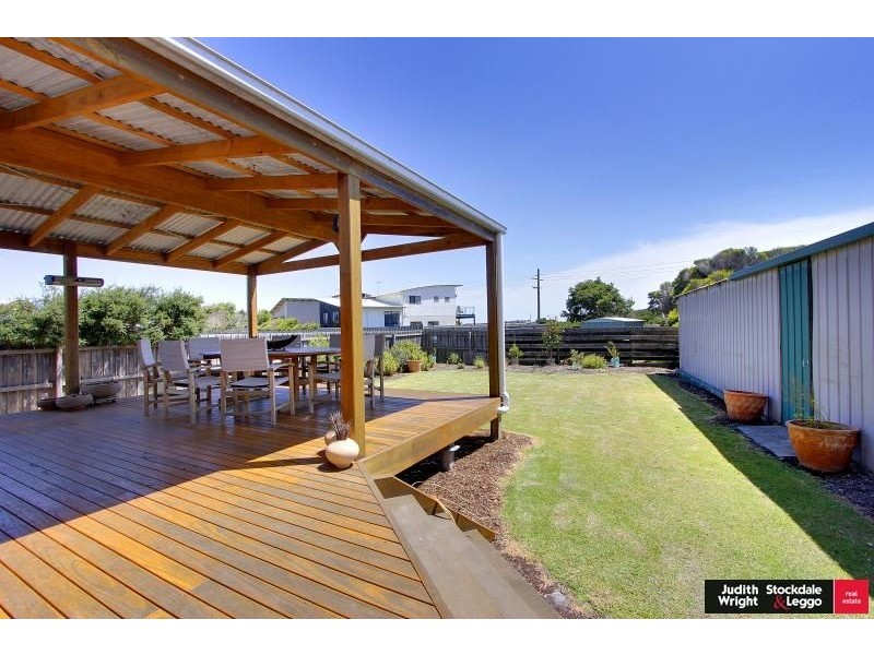 22 Page Avenue, Surf Beach VIC 3922