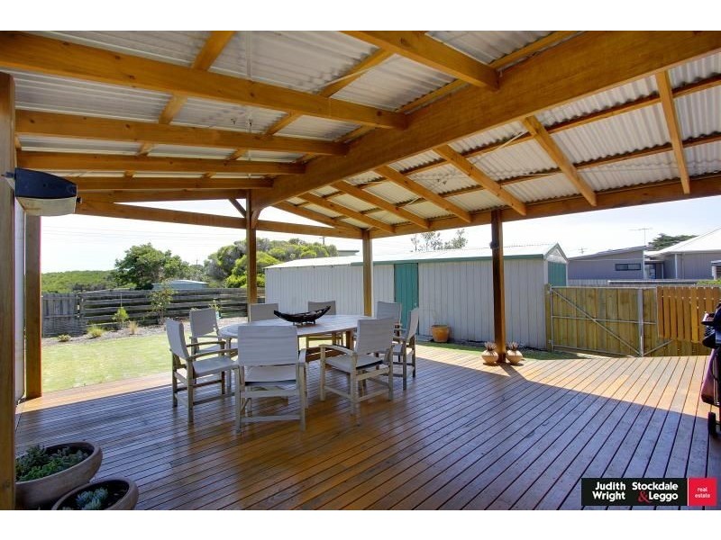 22 Page Avenue, Surf Beach VIC 3922