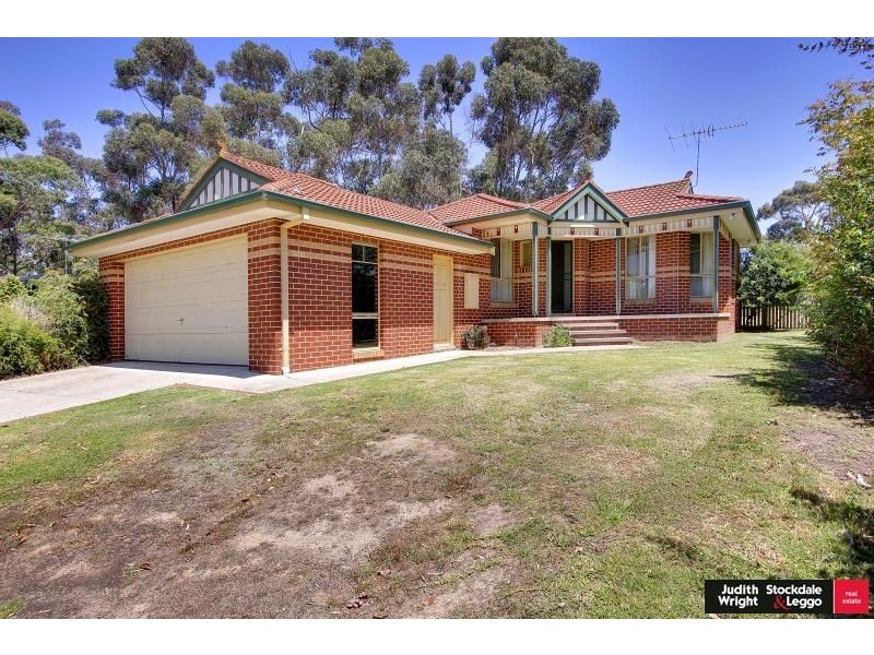 10 Bayliss Court, Cowes VIC 3922
