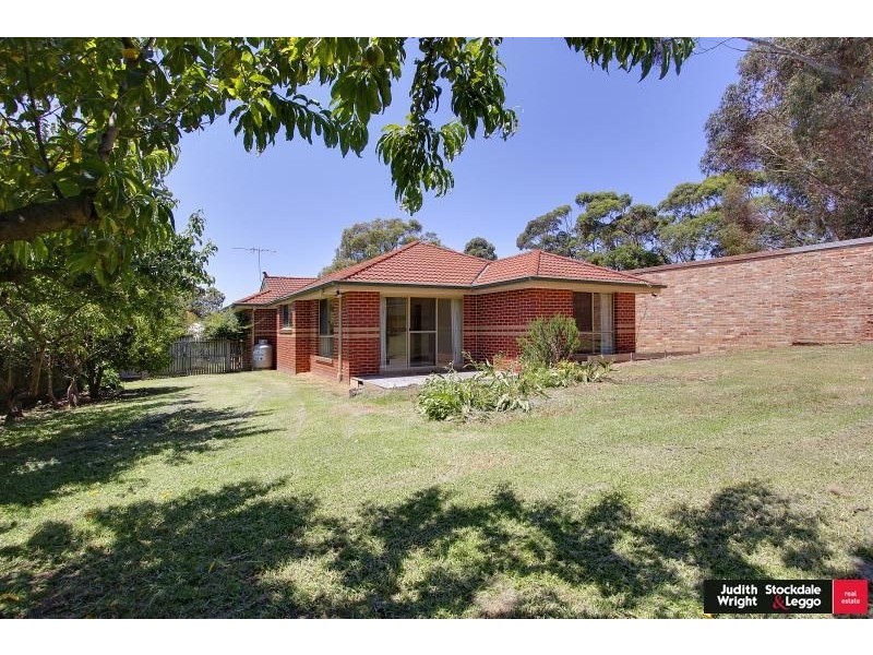 10 Bayliss Court, Cowes VIC 3922