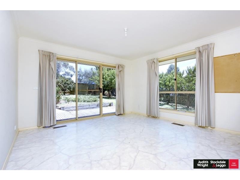 10 Bayliss Court, Cowes VIC 3922