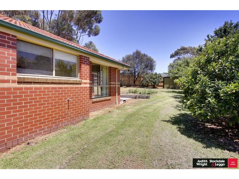 10 Bayliss Court, Cowes VIC 3922