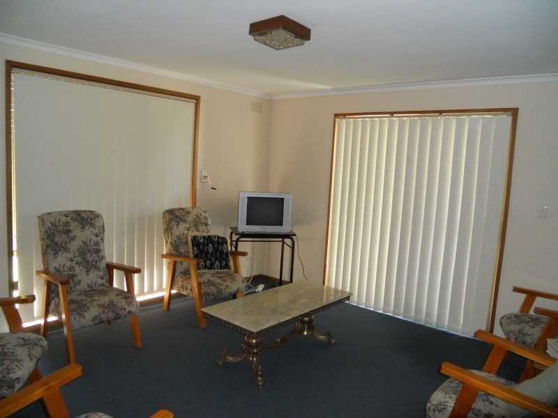 38-40 Genista Street, San Remo VIC 3925