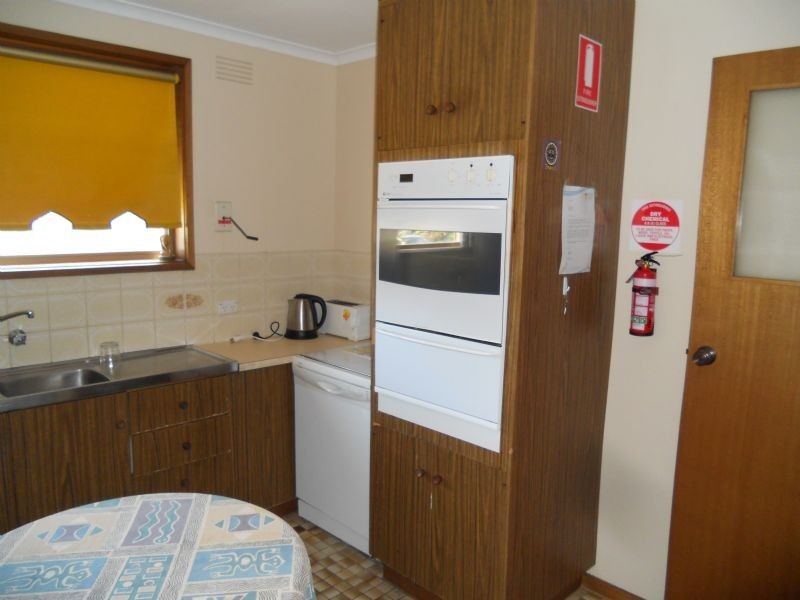 38-40 Genista Street, San Remo VIC 3925