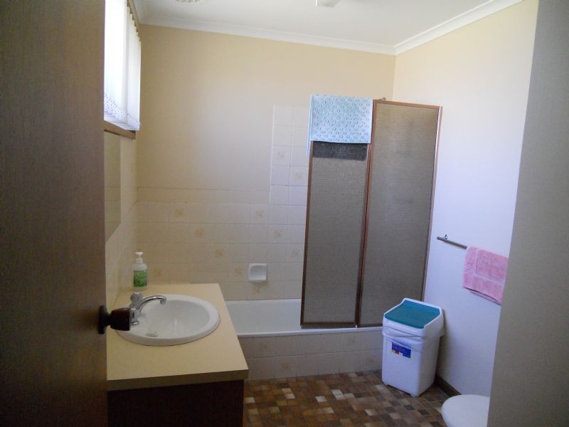 38-40 Genista Street, San Remo VIC 3925