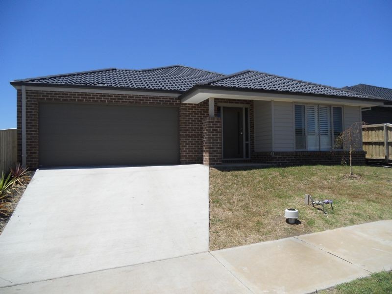 27 Elvington Avenue, Cowes VIC 3922