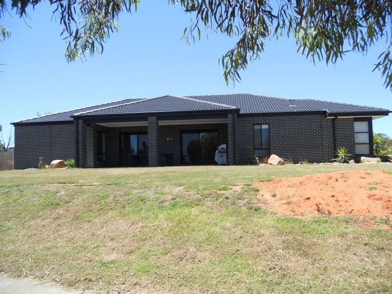 1 Curlew Way, Cowes VIC 3922