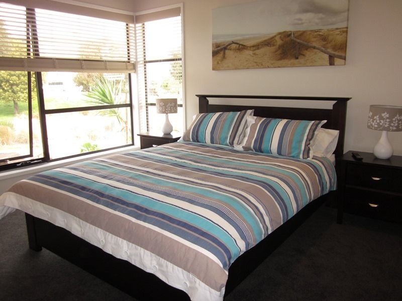 1 Curlew Way, Cowes VIC 3922