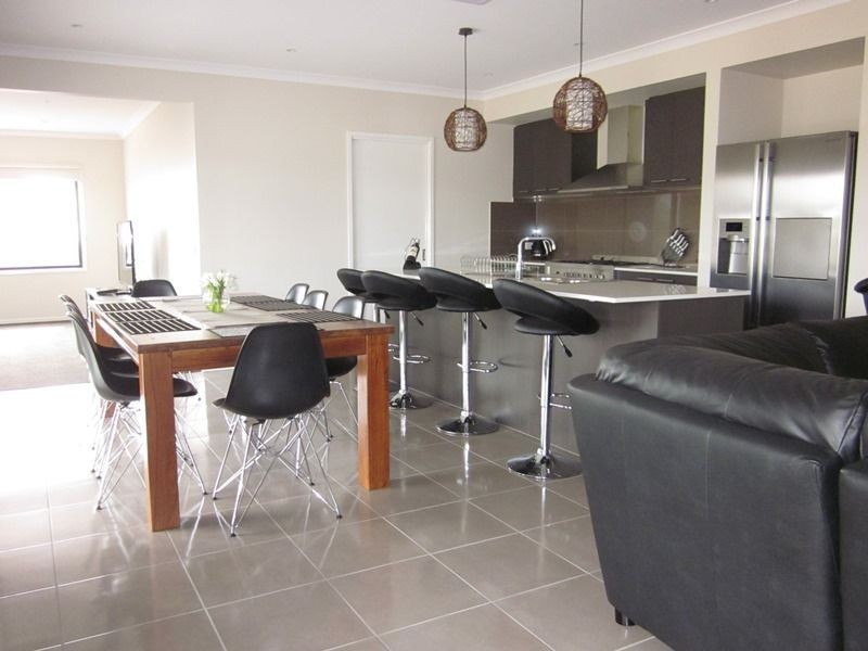 1 Curlew Way, Cowes VIC 3922