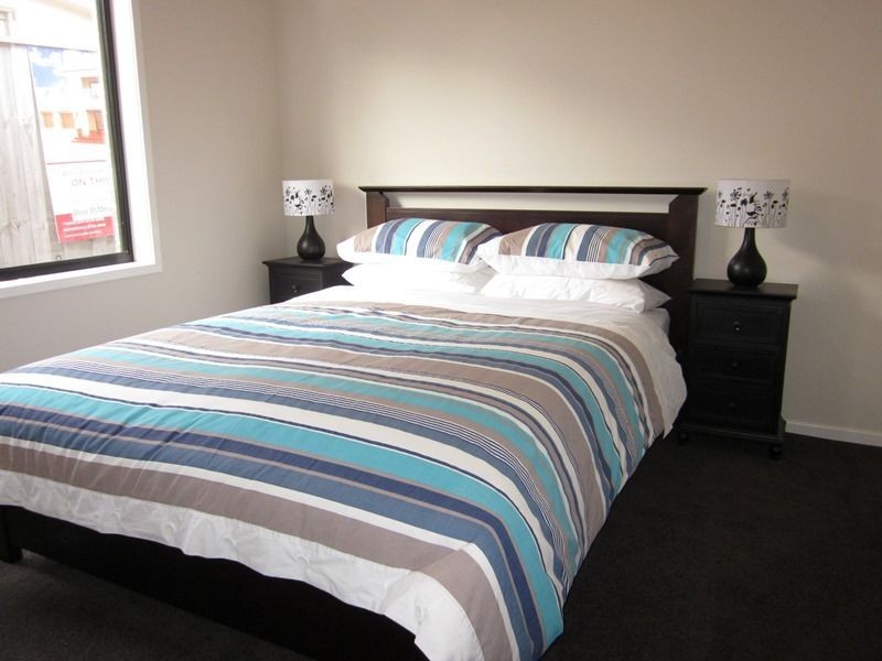 1 Curlew Way, Cowes VIC 3922