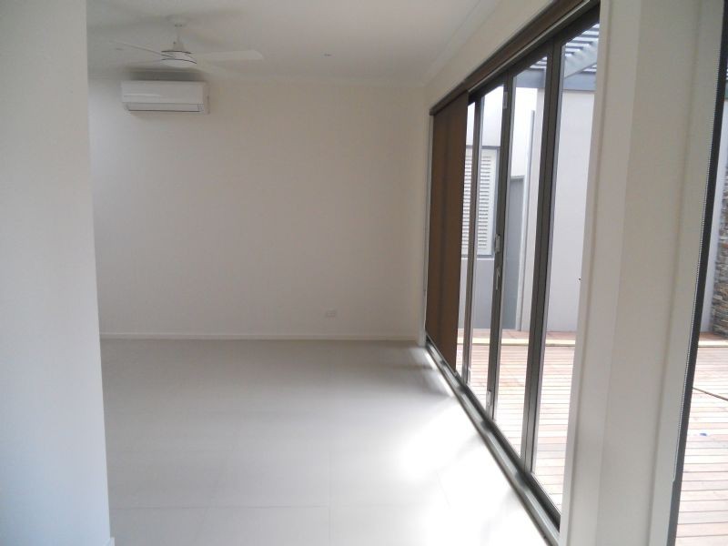 4/9 Douglas Road, Cowes VIC 3922