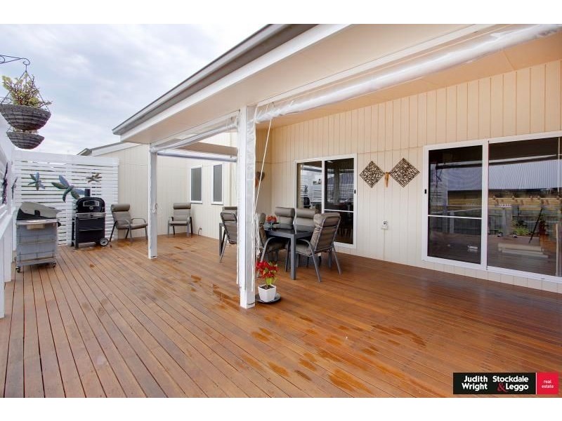 21 Norman Drive, Cowes VIC 3922