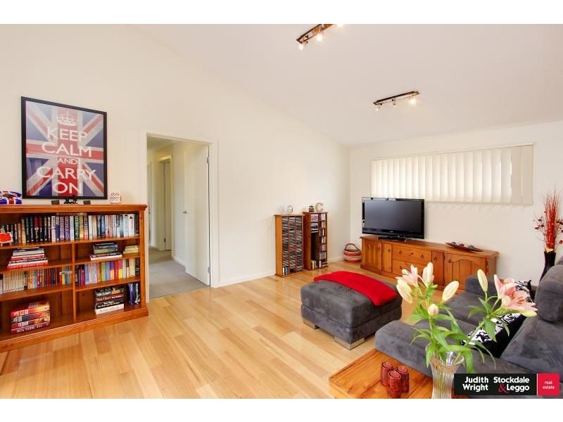 21 Norman Drive, Cowes VIC 3922