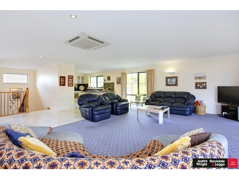 2 Robwood Court, Silverleaves VIC 3922