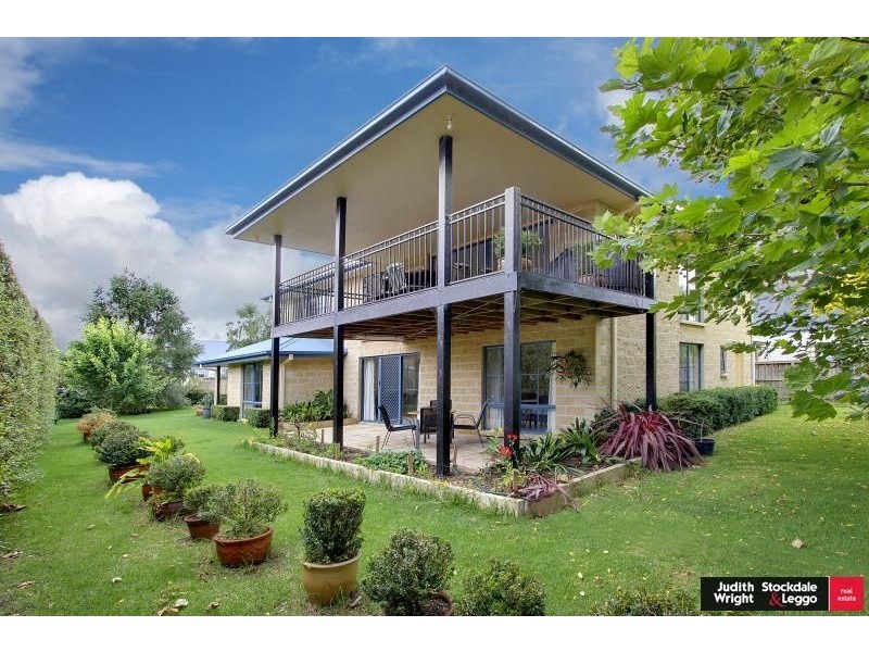 2 Robwood Court, Silverleaves VIC 3922