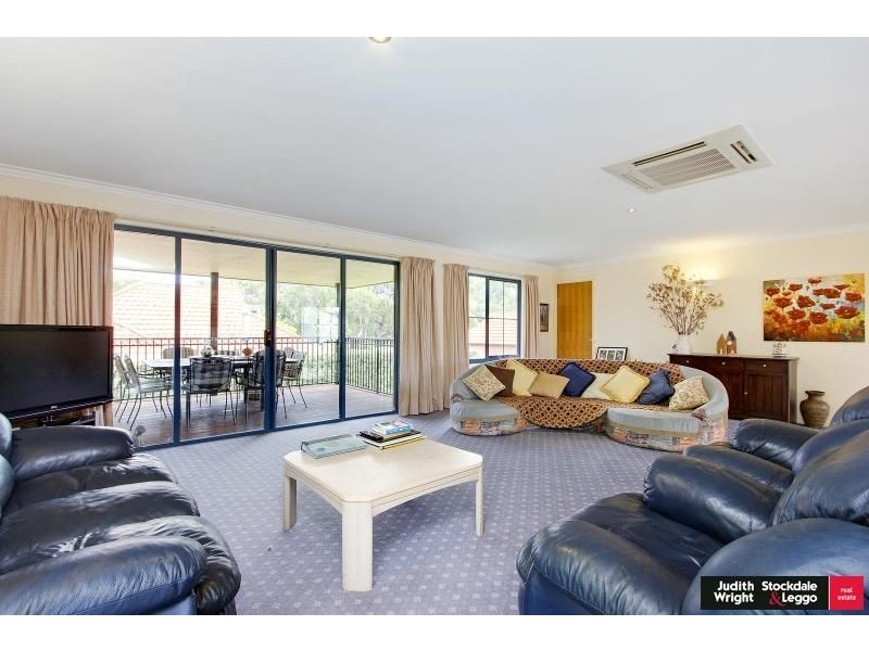 2 Robwood Court, Silverleaves VIC 3922