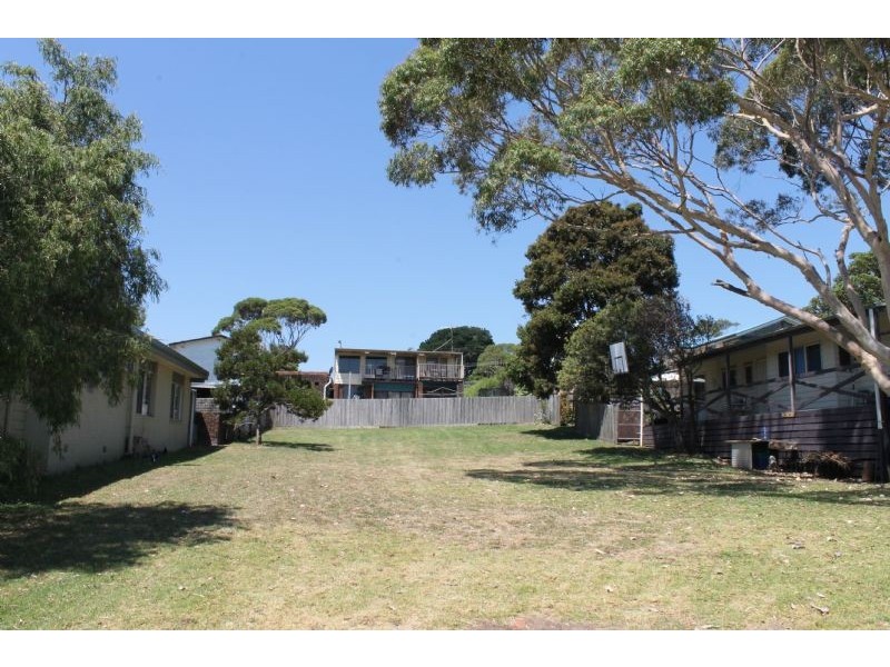 53 Red Rocks Road, Cowes VIC 3922