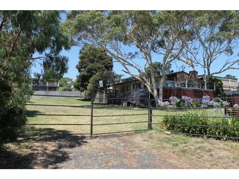 53 Red Rocks Road, Cowes VIC 3922