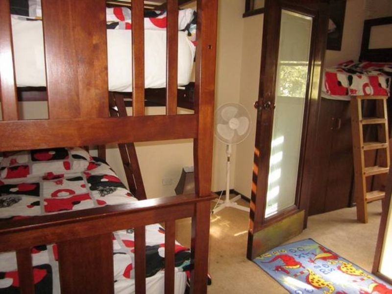 17 Albany Road, Cowes VIC 3922