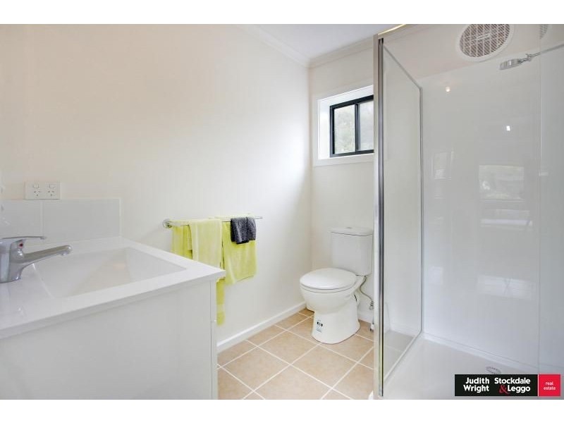 5 Shamrock Avenue, Cowes VIC 3922