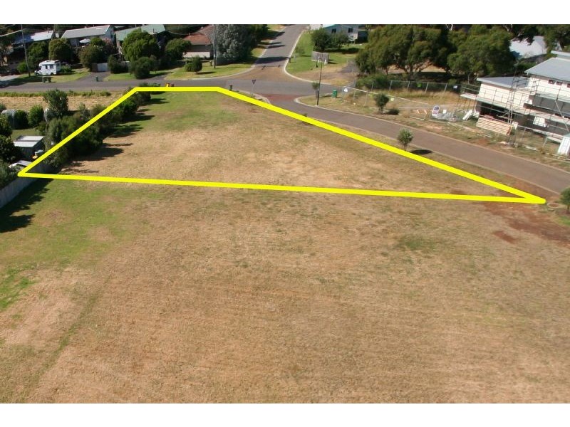2 Toscana Rise, Cowes VIC 3922