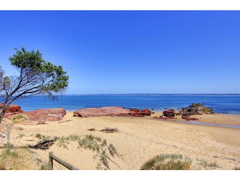 2 Toscana Rise, Cowes VIC 3922