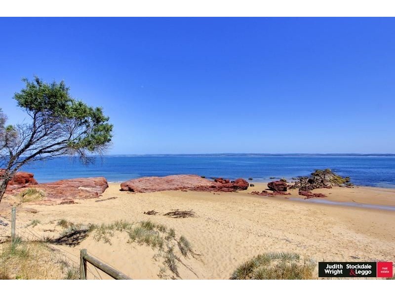 606-610 Settlement Road, Cowes VIC 3922