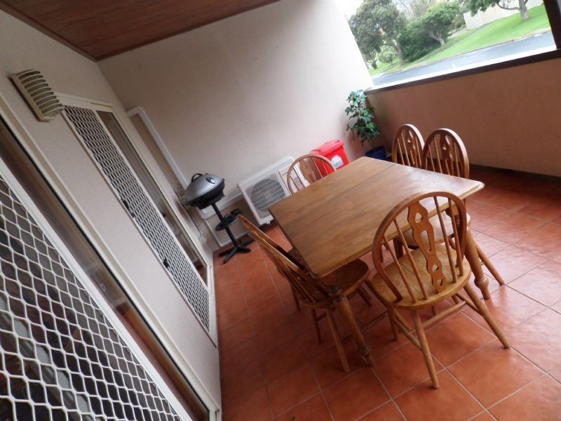 2/8-10 Forrest Avenue, Newhaven VIC 3925