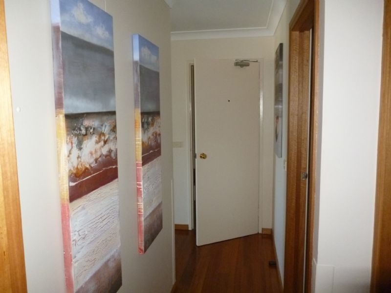 2/8-10 Forrest Avenue, Newhaven VIC 3925