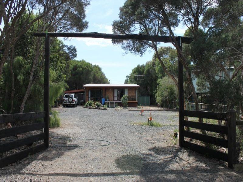 33 Hastings Street, Rhyll VIC 3923
