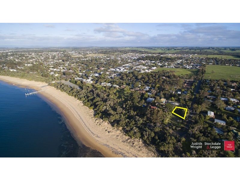 3 Bella Vista Road, Cowes VIC 3922
