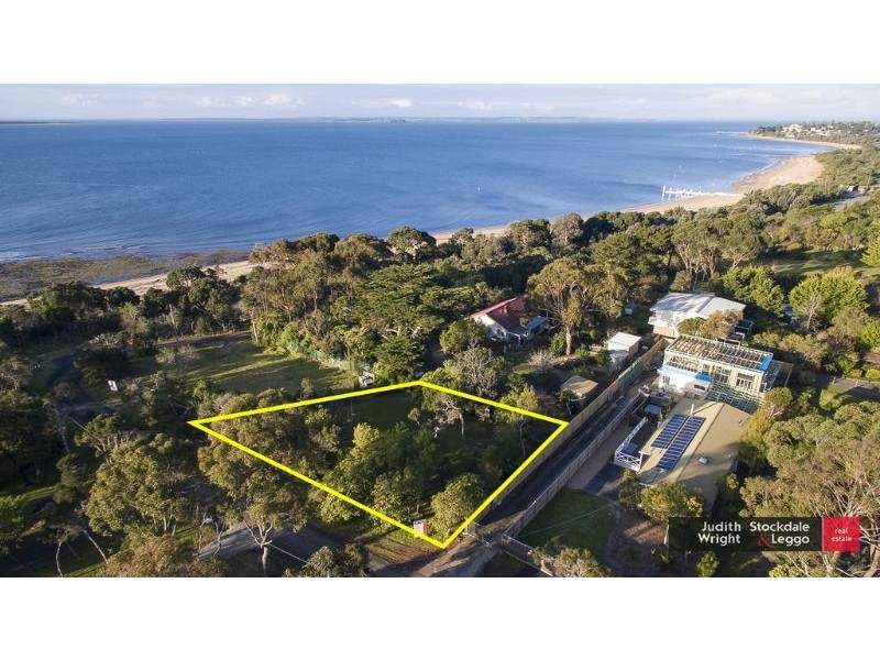 3 Bella Vista Road, Cowes VIC 3922