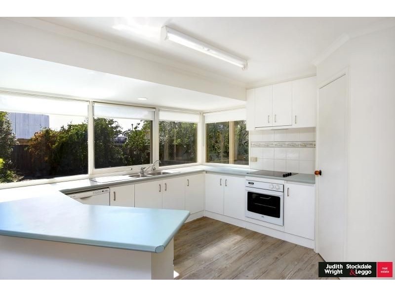 4 Hollydene Court, Cowes VIC 3922