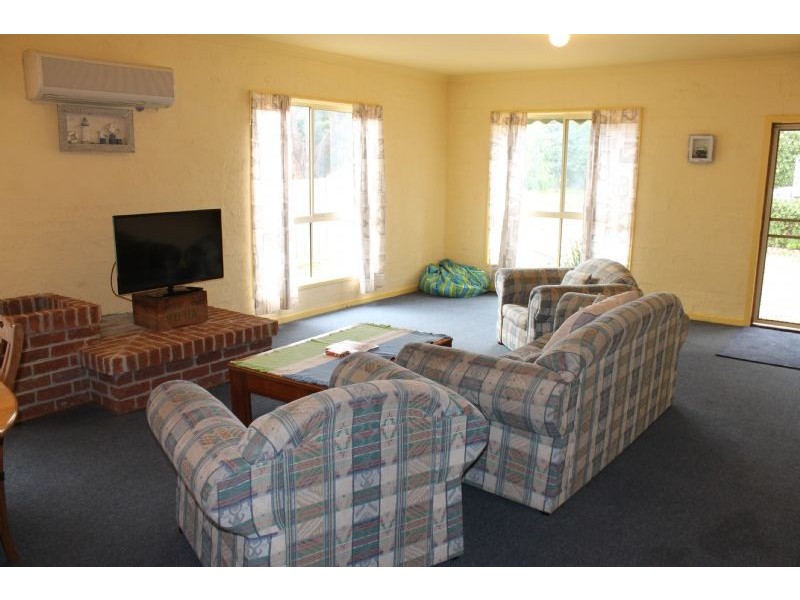 70 Bayview Drive, Cowes VIC 3922