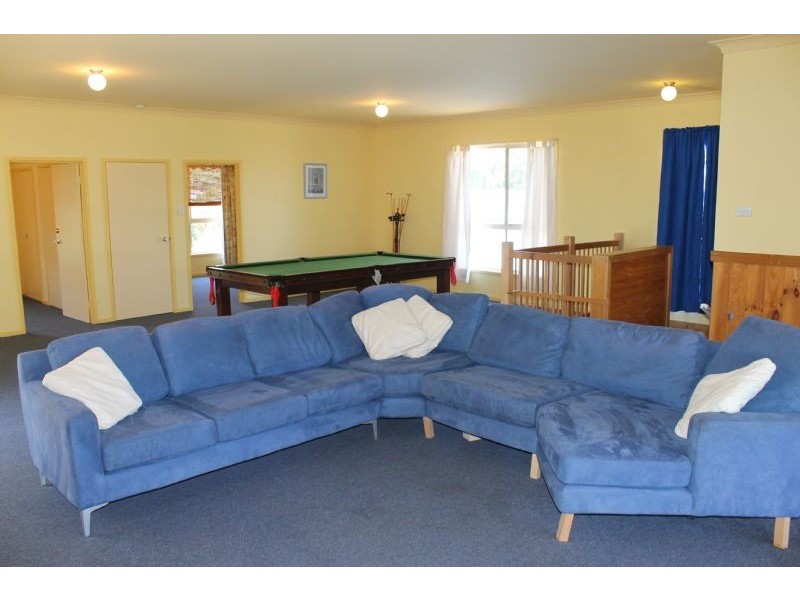 70 Bayview Drive, Cowes VIC 3922