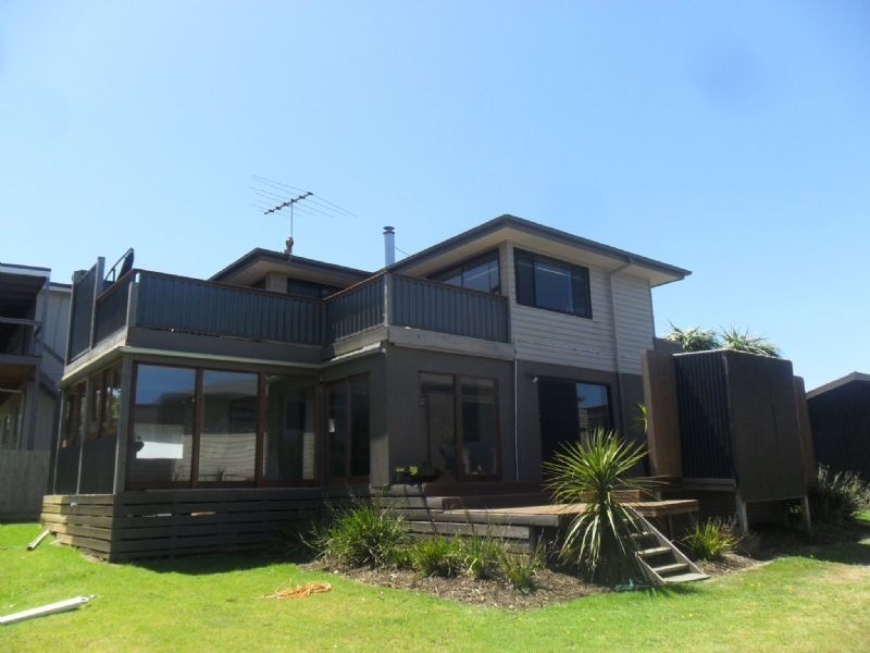 80 Penniwells Drive, San Remo VIC 3925