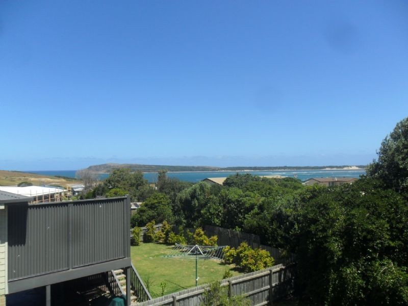 80 Penniwells Drive, San Remo VIC 3925