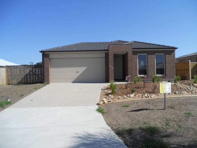 9 Boobook Grove, Cowes VIC 3922