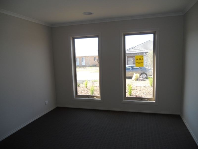 9 Boobook Grove, Cowes VIC 3922