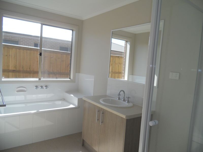 9 Boobook Grove, Cowes VIC 3922