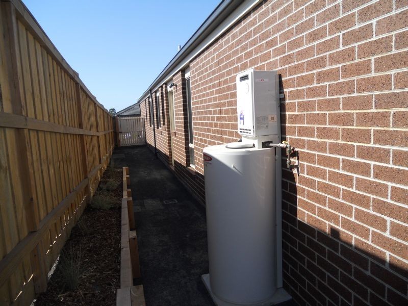 9 Boobook Grove, Cowes VIC 3922