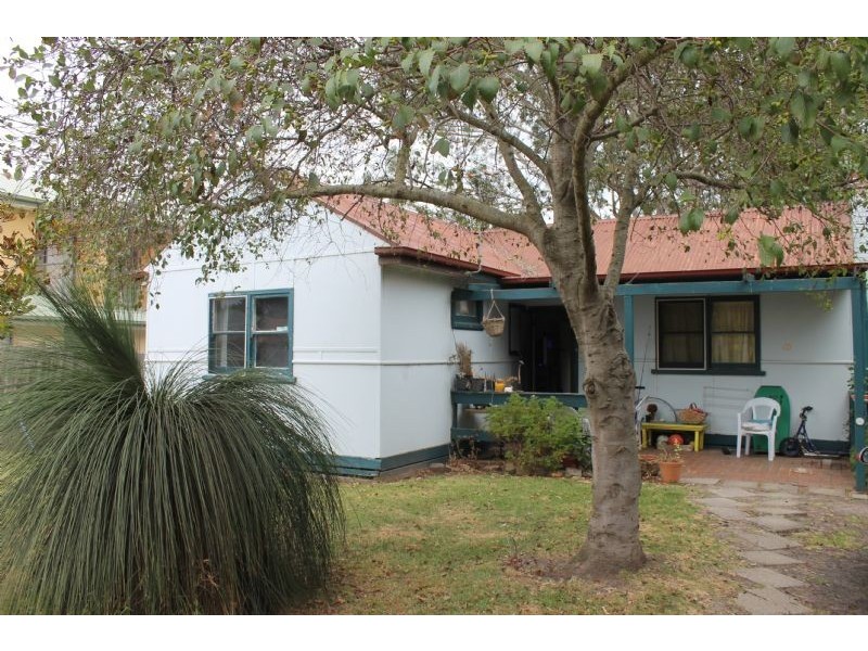 2 Wyndham Avenue, Cowes VIC 3922