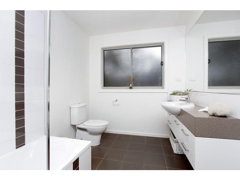 1/49 Barramundi Avenue, Smiths Beach VIC 3922