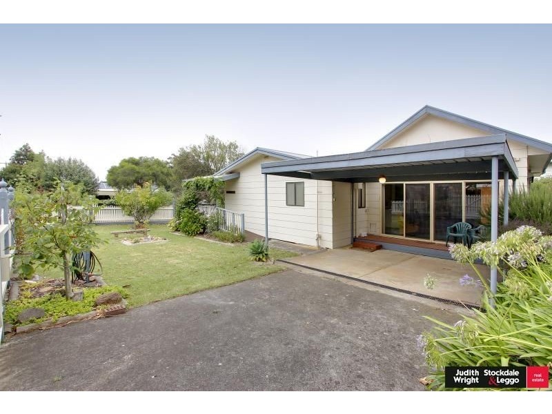 48 Justice Road, Cowes VIC 3922
