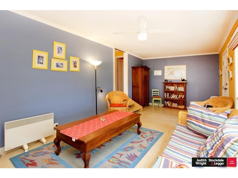 17 Foam Street, Sunderland Bay VIC 3922