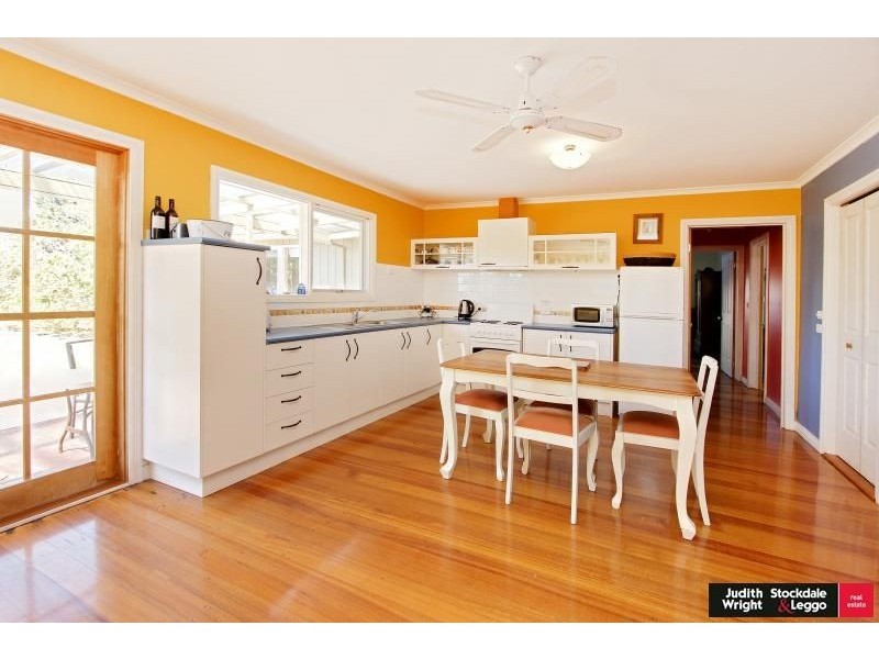 17 Foam Street, Sunderland Bay VIC 3922